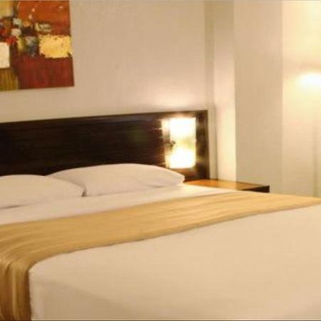 מנילה Rothman Hotel מראה חיצוני תמונה